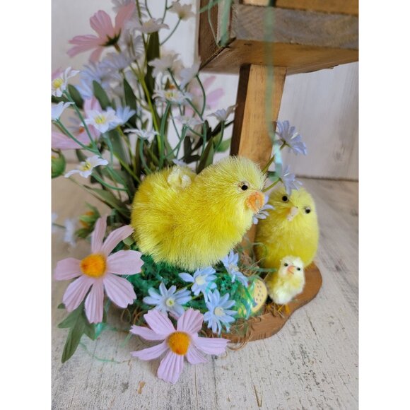 Unique decorative miniature mailbox chick Easter spring egg home decor flower - Picture 10 of 12